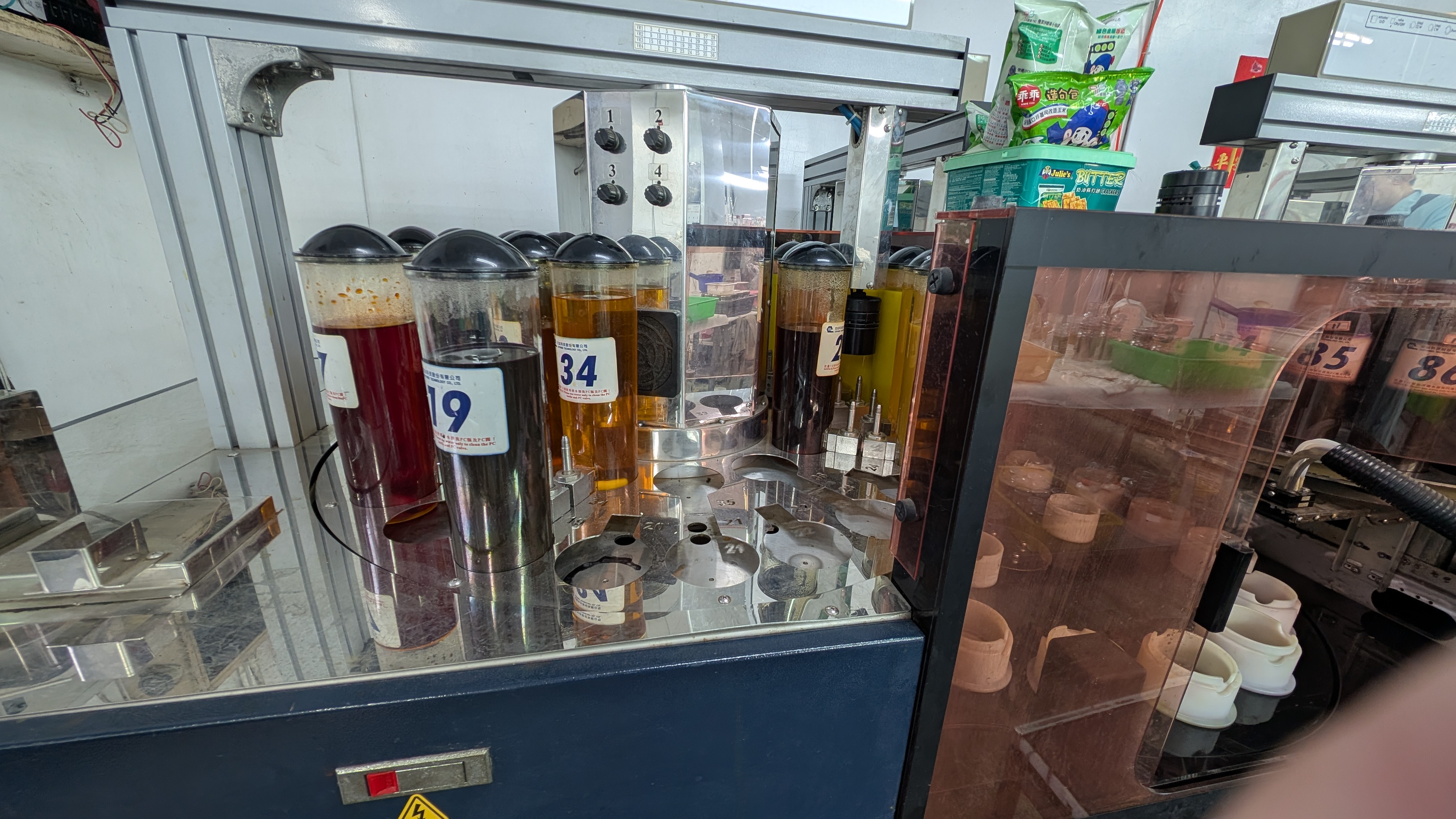 Lab dyeing machine — precision color testing and parameter control
